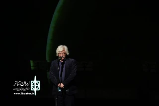 سید مهدی شجاعی در اختتامیه «جشنواره ملی نمایش‌نامه‌نویسی اقتباسی گام دوم»

درام مظلوم‌ترین وجه هنر فرهنگ و ادبیات است