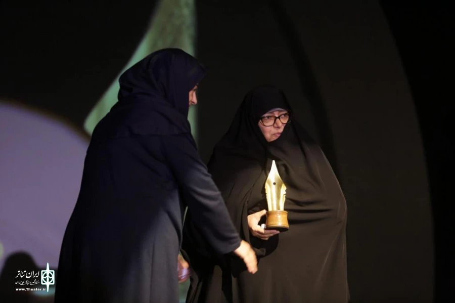 تقدیر از درام‌نویسان پیشکسوت و جوان در اختتامیه جشنواره گام دوم 2