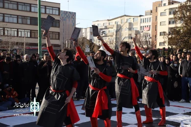زنی اینجا نمانده