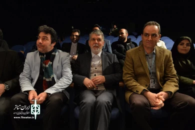 بازدید وزیر ارشاد از جشنواره تئاتر فجر