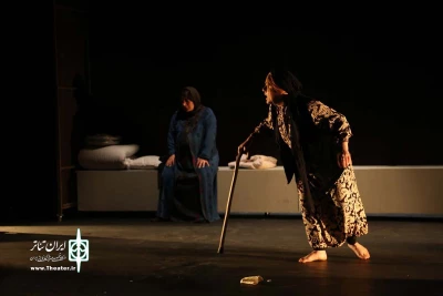 نگاهی به نمایش «کمیته نان» به کارگردانی «لیلی عاج» حاضر درفجر38

دردی که خوب می فهمیم