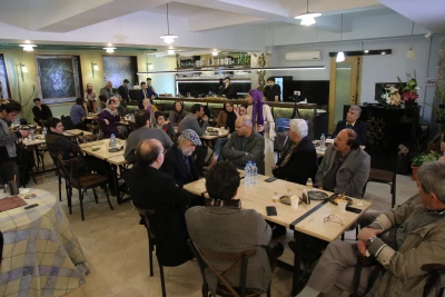 افتتاح یک کافه در عمارت خانه تئاتر

«کافه خانه»میزبان گپ هایی منجر به همدلی