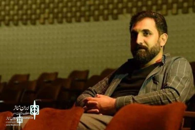 Hossien Alambakhsh:

Golzar Mohamadi  had Novelty  Manner