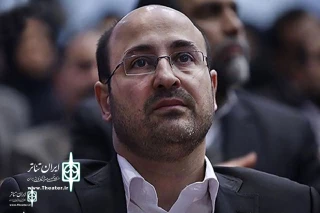 In the Radio program "Parnian Haft Rang"

CEO of Theater Forum to attend