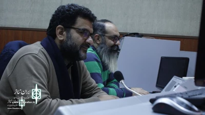 On Radio Namayesh

The show 