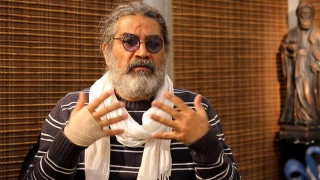 بازخوانی ظرفیت های تله تئاتر در روزهای کرونا با میکائیل شهرستانی (4)

تئاتر در فضای مجازی نیازمند زیرساخت های مناسب است
ورود بدون اندیشه به این عرصه ما را به مخاطره می اندازد