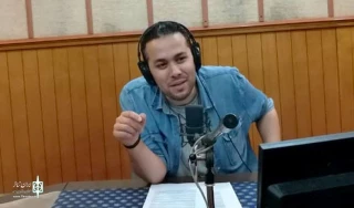 Analyze the performance form on  Radio  Namayesh