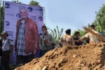 سیروس گرجستانی در قطعه هنرمندان آرام گرفت 6