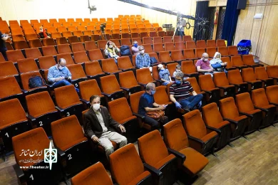 پخش آنلاین نمایش افسانه پری دریایی در تالار هنر