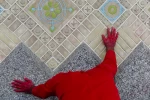 پرفورمنس جا به جایی تئاتر شهر، یک سانتی متر نزدیک تر