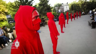 در محوطه مجموعه تئاترشهر

«جابه‌جایی تئاترشهر، یک سانتی‌متر نزدیک‌تر» فردا هم ادامه دارد