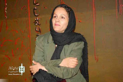 گفتگو با سکینه عرب‌نژاد، مترجم و فعال تئاتر کرمان :

خوب است تولیدات روی محور تحولات انسانی در بحران‌ باشد