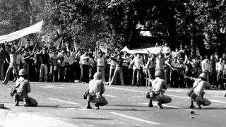 به مناسبت هفدهم شهریور به آنتن می‌رود

پخش «روز موعود» و «جمعه سیاه» از سه شبکه رادیویی