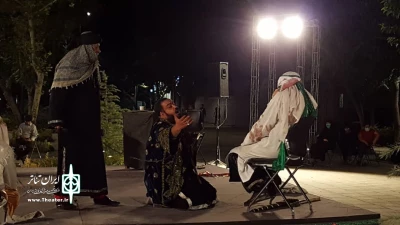 در هفتمین شب از «دفتر دوم رویداد شبیه‌خوانی در پهنه»

تعزیه «احمد سفاح» مقابل تالار وحدت اجرا می‌‌شود
