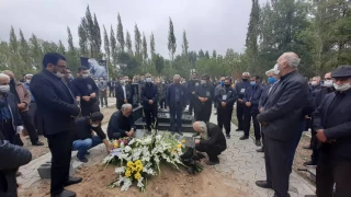 در قطعه مفاخر آرامستان بهشت زهرای اردبیل اتفاق افتاد

وداع باشکوه با پیشکسوت تئاتر استان