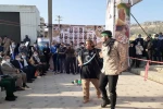 مالک ابسالان نمایش او می اید 14