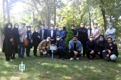 کاشت درختی به نام و یاد عباس جوانمرد