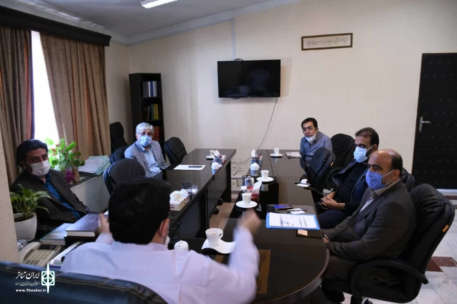 تاریخ تئاتر مازندران کتاب می‌شود 2