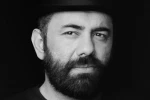 نمایش ابزورد چیز را در بهمن ماه روی صحنه اجرا می کنم 2