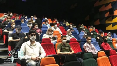 گام به گام با حیات دشوار هنرهای نمایشی در بحران کرونا(2)

عملکرد موفق تئاتری‌ها در دوران کرونا ؛ یک الگوی رفتار جمعی
روندی که به جای تعطیلی باید تبلیغ شود