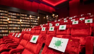 نگاهی به تجربه مشابه دیگران برای مقابله با بحران در سالن‌های نمایش

تئاتر آلمان چگونه توانست خود را با شیوع کرونا سازگار کند؟