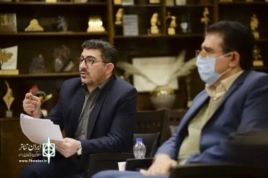 جلسه مجازی گفت‌وگو و دیدار مدیرکل هنرهای نمایشی با روسای دفاتر شعب استانی انجمن‌ هنرهای نمایشی