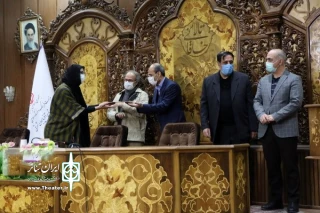 با برگزاری اختتامیه  سی و دومین دوره

3 نمایش از آذربایجان شرقی به دبیرخانه فجر معرفی شدند