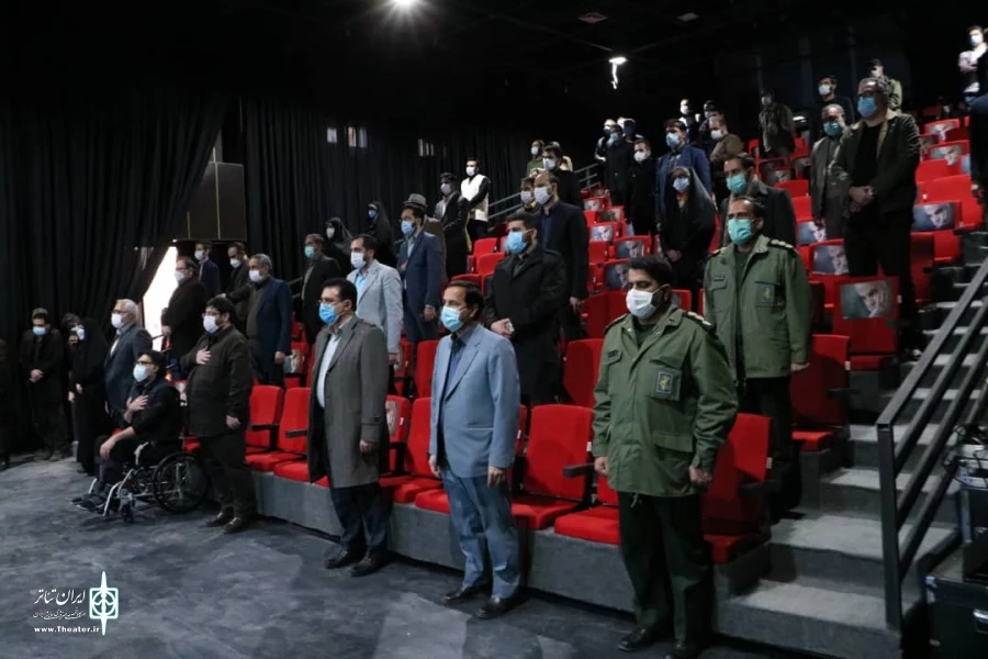 حاج قاسم سلیمانی جدای از رشادتش عشق به هنر داشت
سال آینده جشنواره به صورت بین‌المللی برگزار می‌شود 14