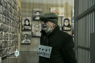 دمکراسی سفارشی