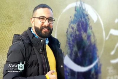 پویا امامی کارگردان حاضر در بخش سرباز فجر39 در گفت‌وگو با ایران تئاتر مطرح کرد:

از شکل‌گیری انقلاب تا شهادت سردار دل‌ها در قالبی مدرن و خلاق