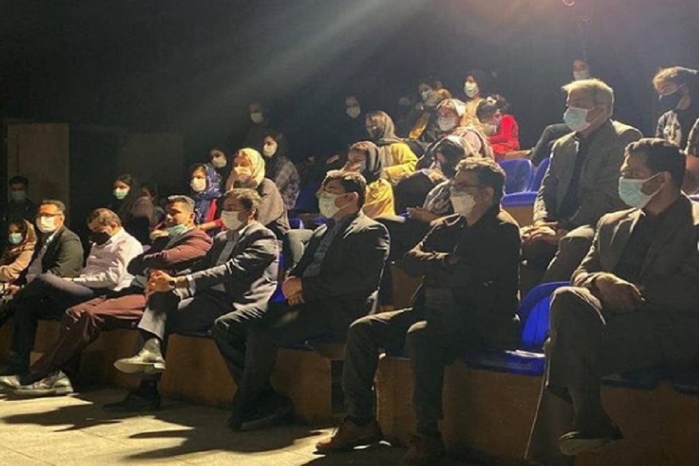 https://theater.ir/cache/2/attach/202103/346942_3784731686_1000_667.jpg