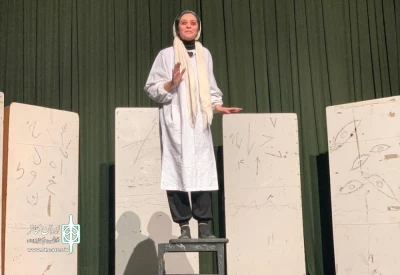 با رعایت کامل پرتوکل‌های بهداشتی

جشنواره تئاتر «نهال» شهرستان میاندوآب آغاز به کار کرد