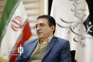 پیام قادر آشنا برای روز ملی هنرهای نمایشی

تبریک به آنان که صحنه تئاتر دغدغه توقف‌ناپذیرشان است