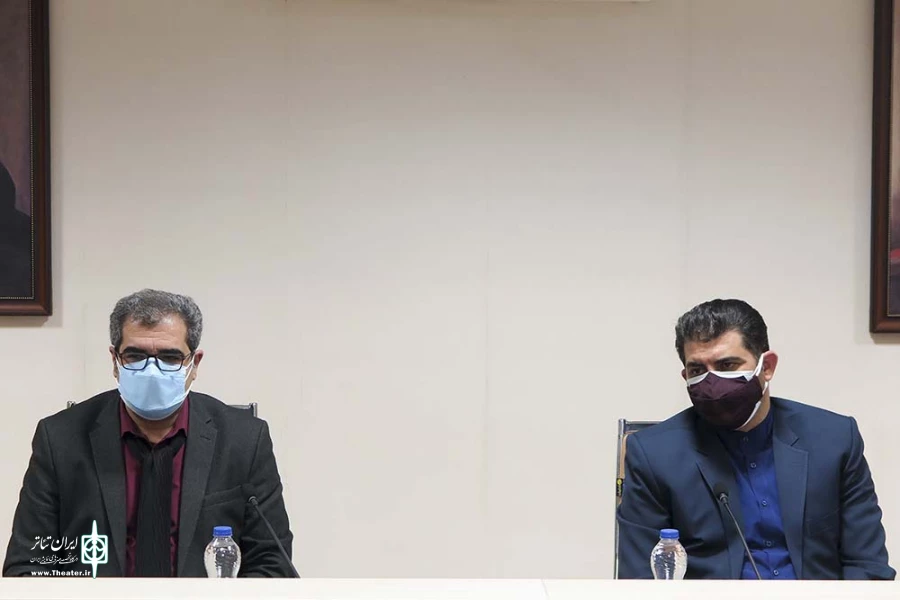 آیین رونمایی از نمایشنامه های دومین دوره قلم روشن