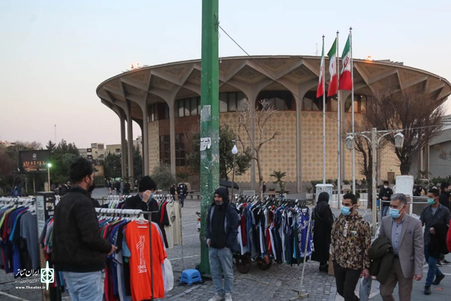 نام نیکو گر بماند ز آدمی  به کز او ماند سرای زرنگار 2