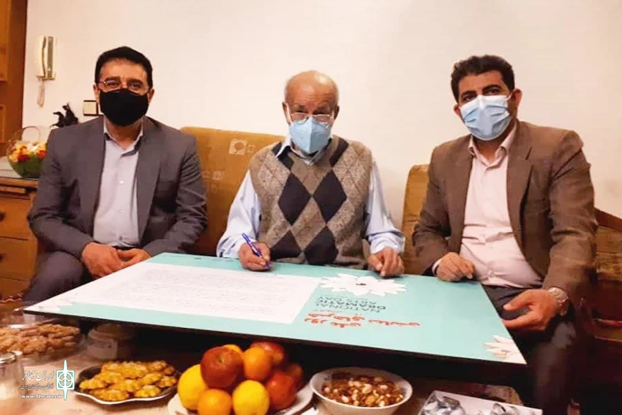 پیام روز ملی هنرهای نمایشی توسط «سعید پورصمیمی» نگارش و امضاء شد
دیگردوستی، تکلیف همه‌ ماست 5
