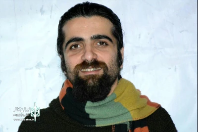 محسن اردشیر کارگردان حاضر در برنامه نوروزی روز ملی هنرهای نمایشی 1400

توجه به آئین‌ها وظیفه ما تئاتری‌ها است