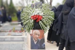 پیکر احمد گنجی پیشکسوت نمایش های رادیویی در قطعه هنرمندان آرام گرفت- عکس امیر شعیبی 2