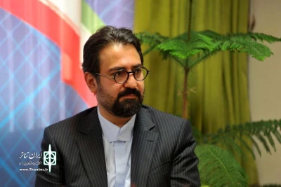 سید مجتبی حسینی تاکید کرد:

موازی‌کاری‌ها توسعه هنر را به چالش می‌کشد