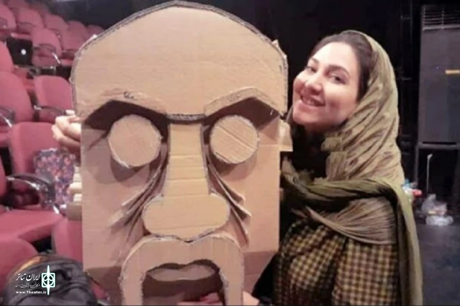 لباس جدید پادشاه تیر ماه روی صحنه می رود 2