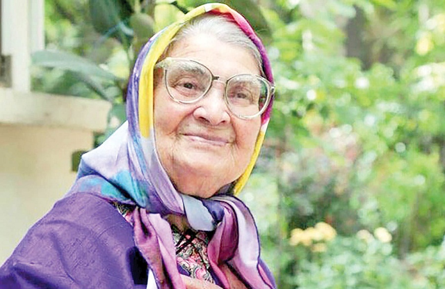 نگاهی به کارنامۀ اثرگذار توران میرهادی در حوزه ادبیات کودکان و نوجوانان
مادر بچه های فرهاد و مادربزرگ همه کودکان ایران