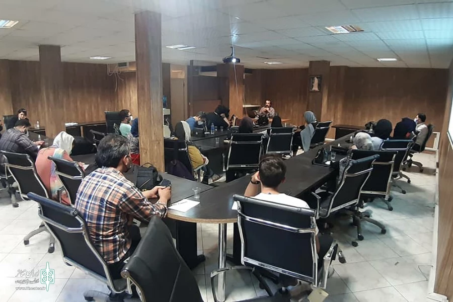 اولین جلسه ورکشاپ عکاسی تئاتر در انجمن هنرهای نمایشی استان تهران برگزار شد 3