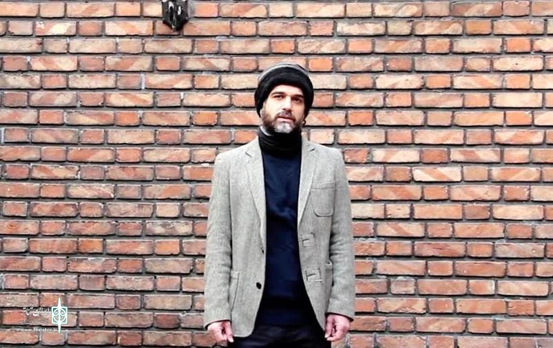نمایش حیاط ناتمام خانه ورنوسفادرانی را به زودی اجرا می کنم 2