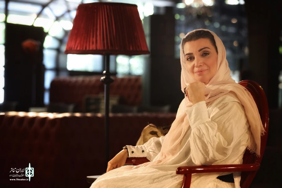 الهام پاوه‌نژاد نمایش «لاموزیکا» را به صحنه می‌برد 2