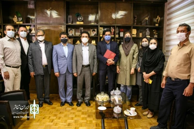 با پایان یافتن مسئولیت

مراسم تودیع مدیر روابط عمومی اداره کل هنرهای نمایشی برگزار شد