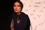 در نمایش بالاتر از سیاهی بازی دارم 2