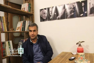 علی روحی در گفت وگو با ایران تئاتر عنوان کرد :

حمایت از تئاتر خیابانی راهکار زنده نگه داشتن هنر نمایش در شرایط کرونایی است
استقبال عمومی از اجرای نمایش سنت در هفت نقطه شهر