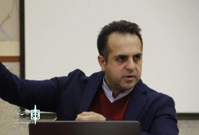 در کنار مزار رضا رحیمی، نوازنده پیشکسوت کمانچه

آیدین الفت در قطعه هنرمندان آرام گرفت