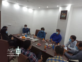در جلسه هم‌اندیشی هنرمندان تعیین شدند

مشاورین هنری نماینده مردم میناب در مجلس شورای اسلامی میناب