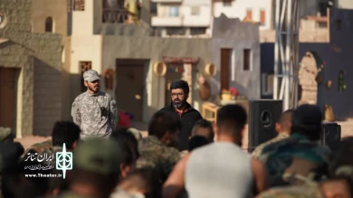 نمایش «ارض الشمس» اثری میدانی به کارگردانی شهاب راحله